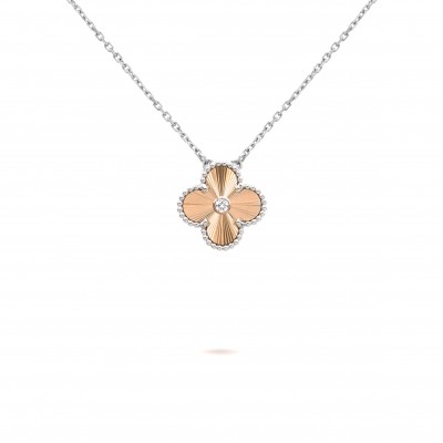 VAN CLEEF ARPELS VINTAGE ALHAMBRA PENDANT VCARPNTH00